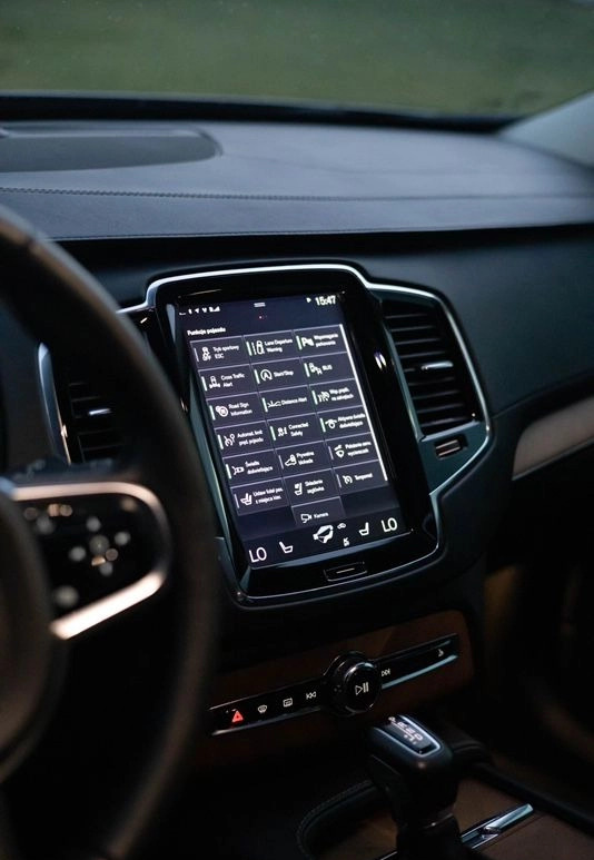 Volvo XC 90 cena 142000 przebieg: 97600, rok produkcji 2016 z Kraków małe 781